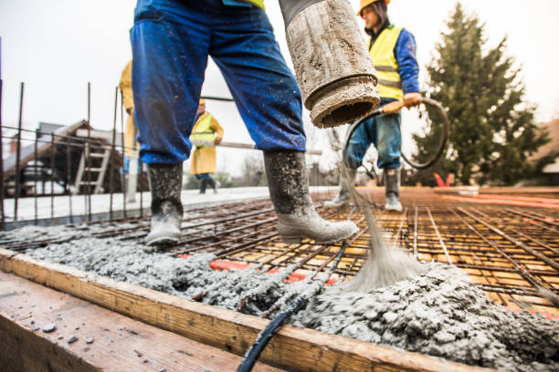 Best Concrete Driveway Installation  in Mked Tree, AR
